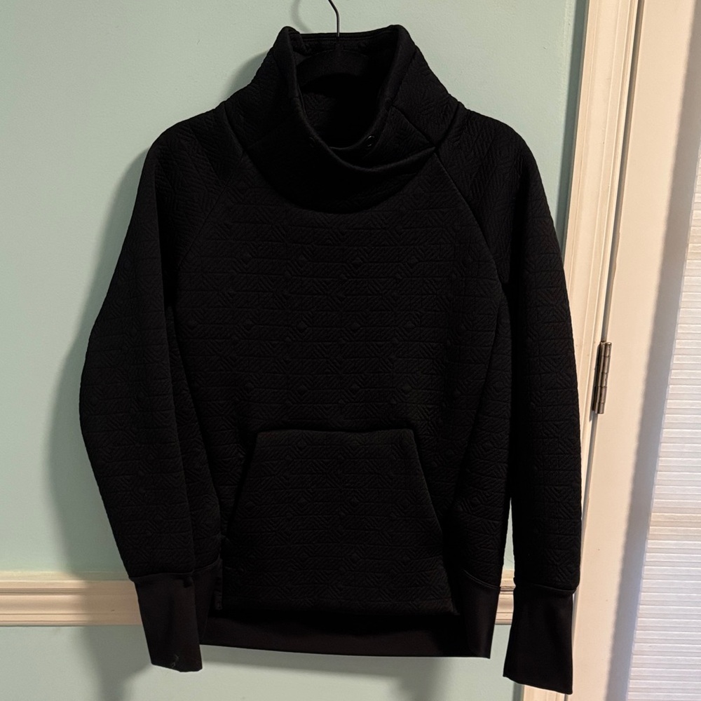 Athleta Black Quilted Sweatshirt